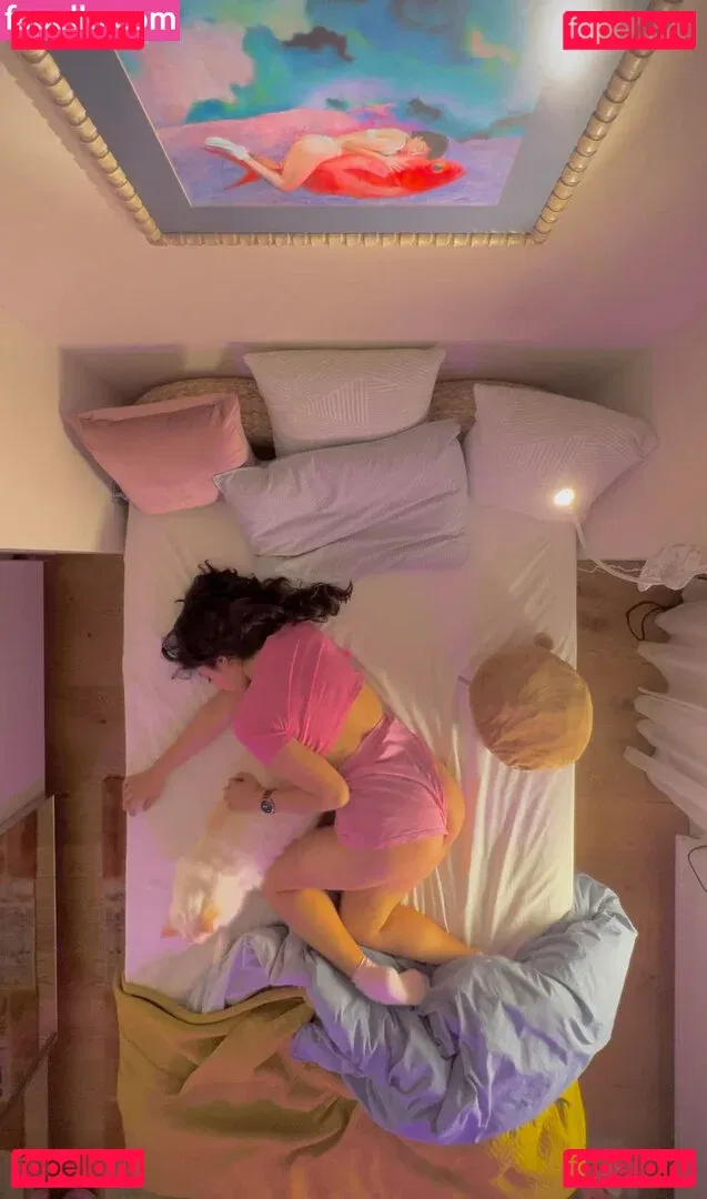 Sayna Soleimanpour Onlyfans Photo Gallery 