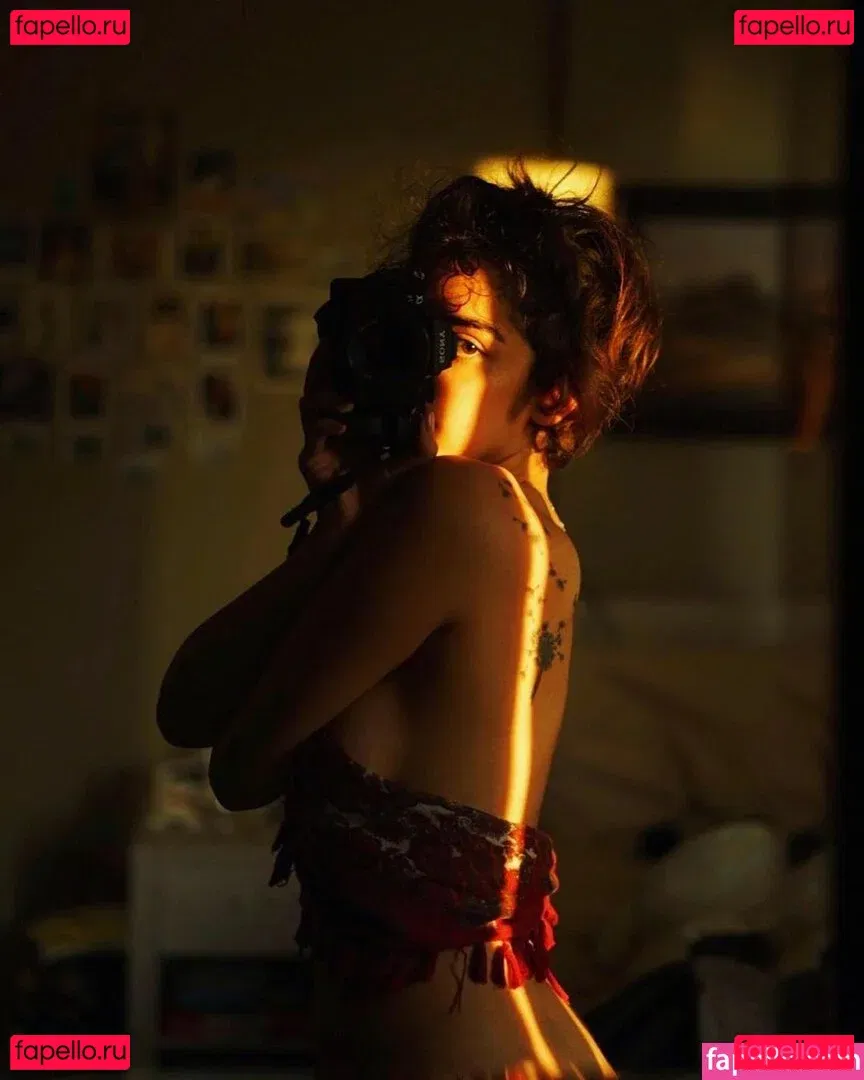 Sayna Soleimanpour Onlyfans Photo Gallery 