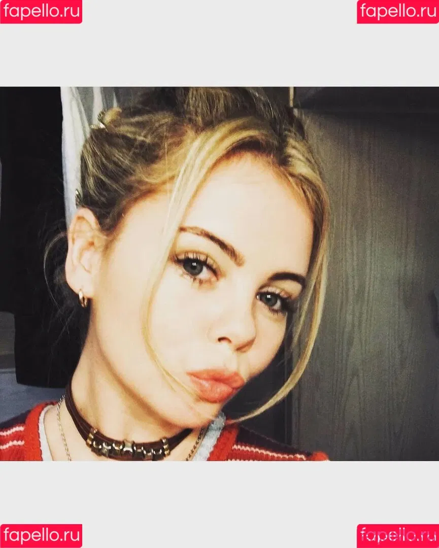 Saoirse-Monica Jackson Onlyfans Photo Gallery 