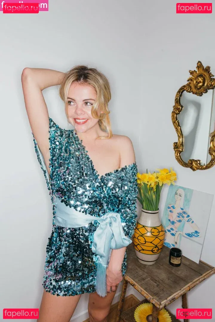 Saoirse-Monica Jackson Onlyfans Photo Gallery 