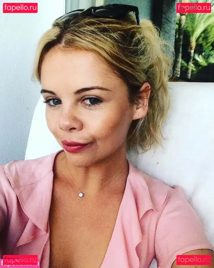 Saoirse-Monica Jackson Onlyfans Photo Gallery 