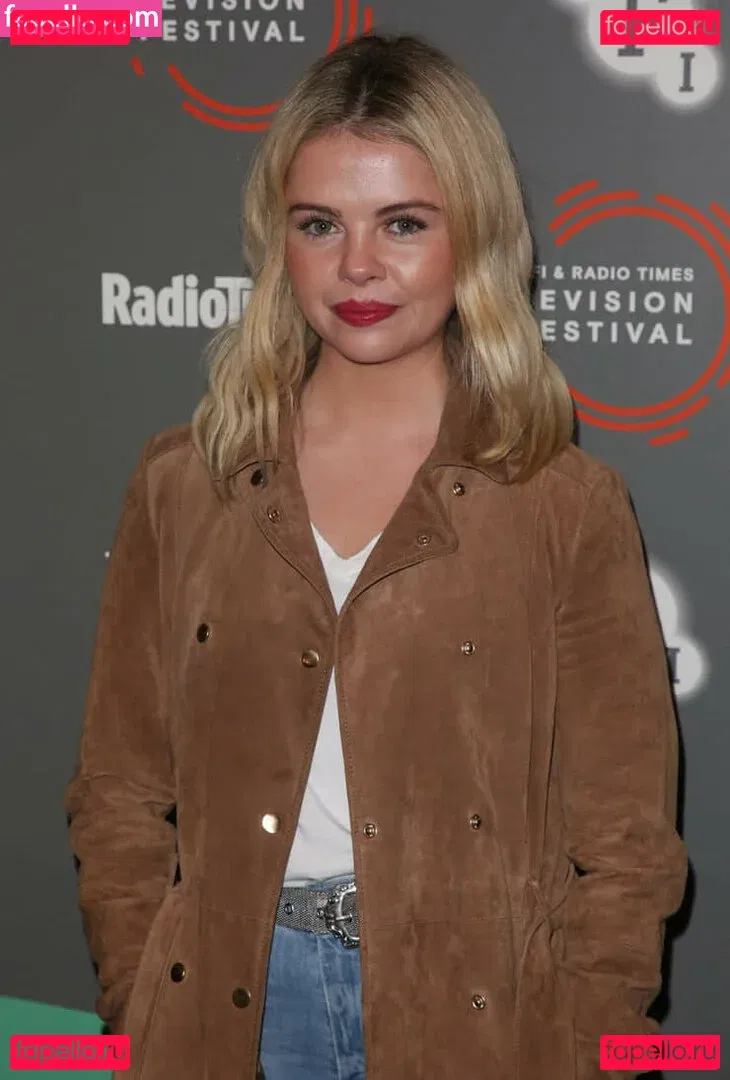 Saoirse-Monica Jackson Onlyfans Photo Gallery 