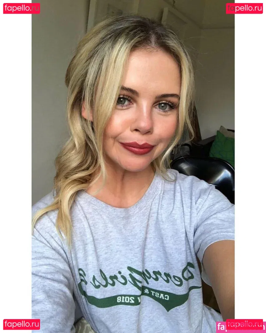 Saoirse-Monica Jackson Onlyfans Photo Gallery 