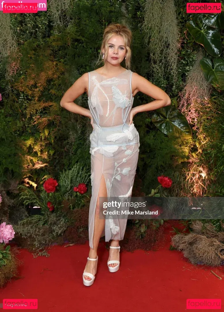 Saoirse-Monica Jackson Onlyfans Photo Gallery 