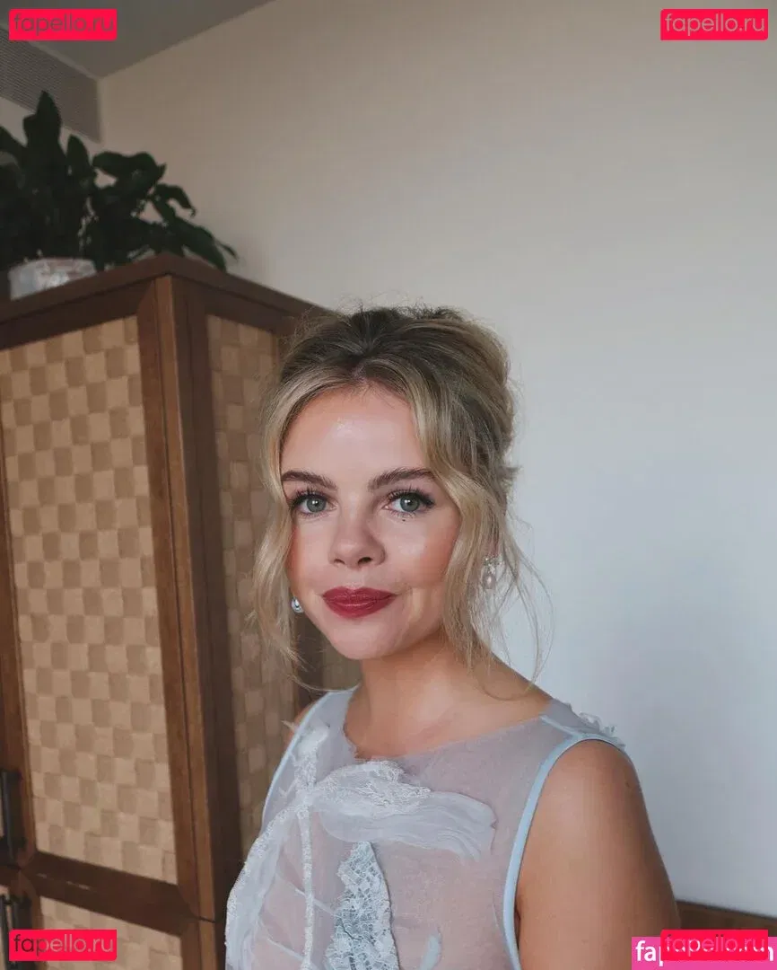 Saoirse-Monica Jackson Onlyfans Photo Gallery 