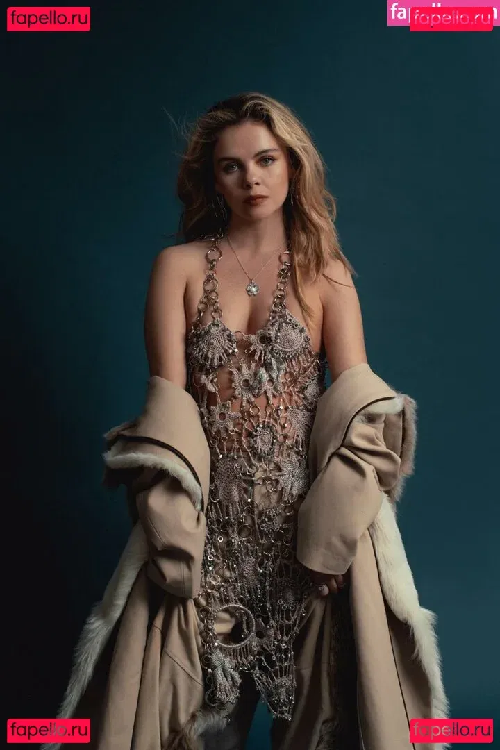 Saoirse-Monica Jackson Onlyfans Photo Gallery 