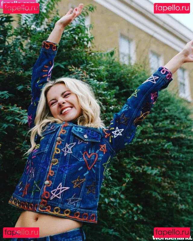 Saoirse-Monica Jackson Onlyfans Photo Gallery 