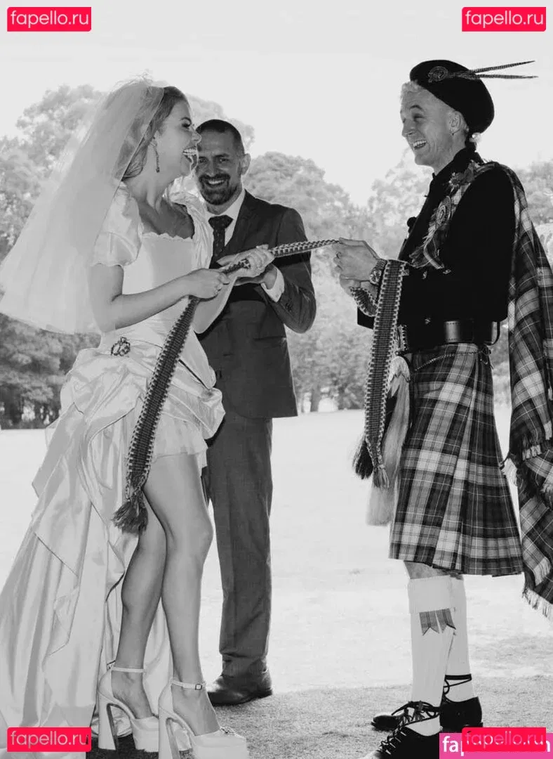 Saoirse-Monica Jackson Onlyfans Photo Gallery 