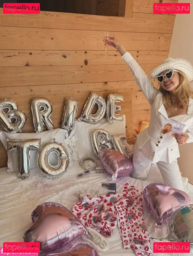 Saoirse-Monica Jackson Onlyfans Photo Gallery 