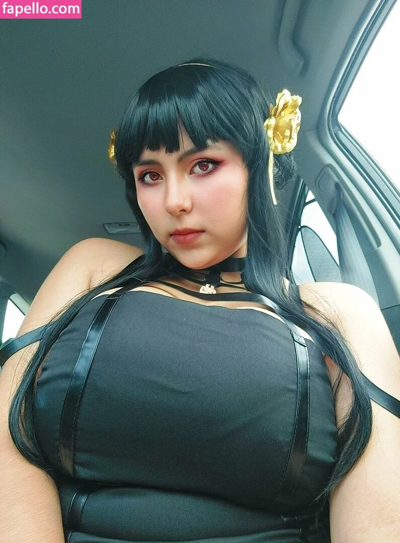 Soraki Cosplay Onlyfans Photo Gallery 
