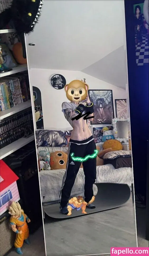 reitoozaru Onlyfans Photo Gallery 