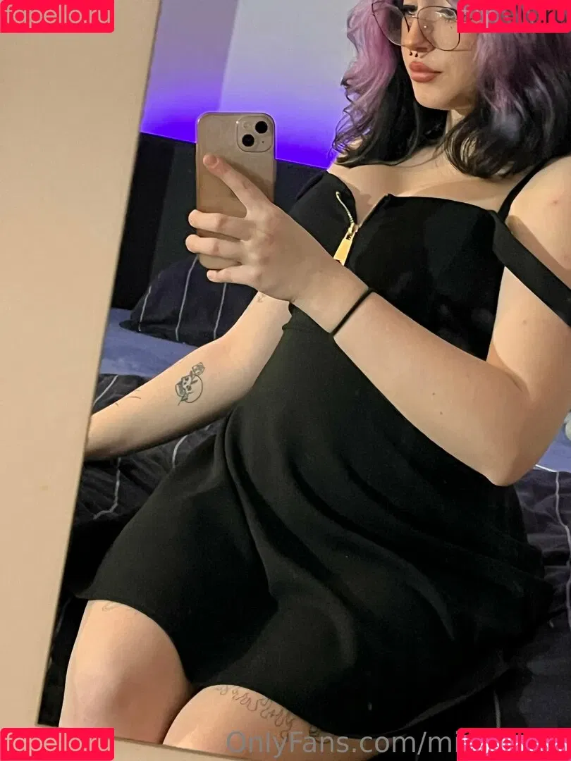 miniasuna Onlyfans Photo Gallery 