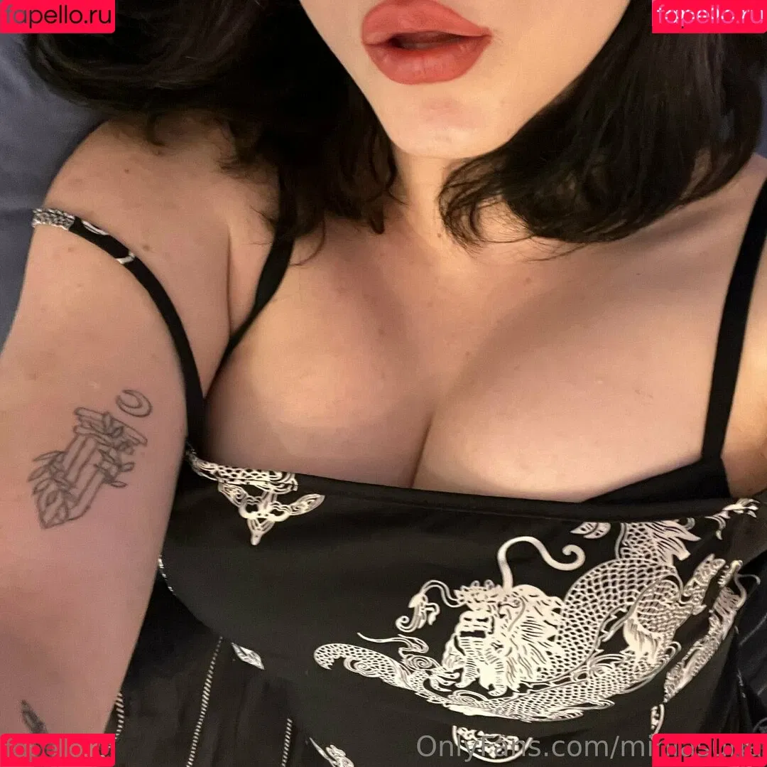 miniasuna Onlyfans Photo Gallery 