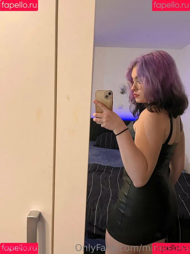 miniasuna Onlyfans Photo Gallery 
