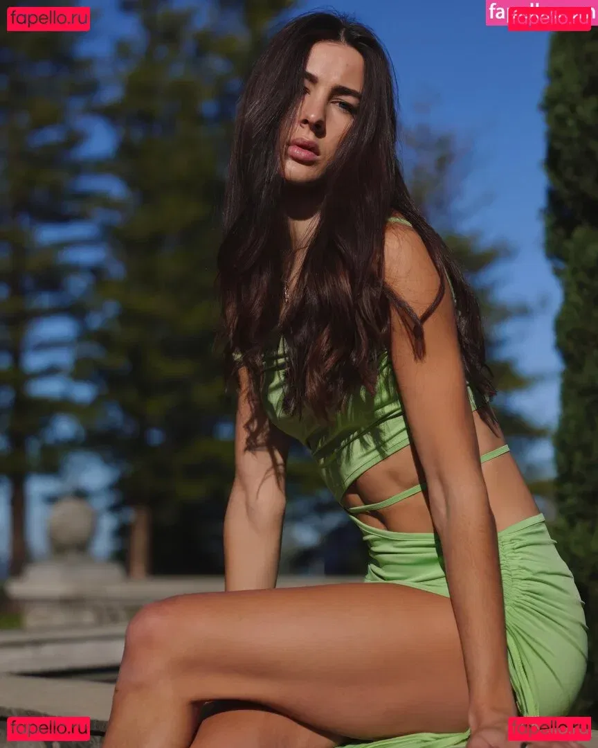 Alanah Yukich Onlyfans Photo Gallery 