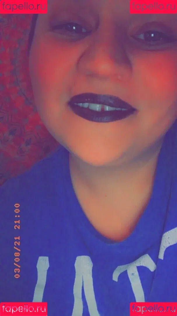begformolly Onlyfans Photo Gallery 