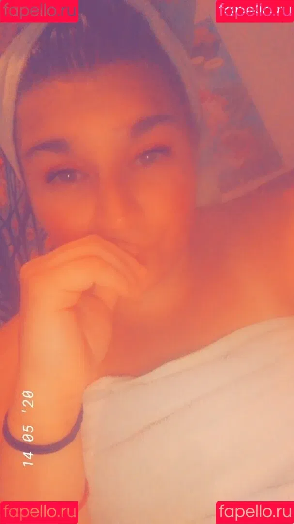 begformolly Onlyfans Photo Gallery 