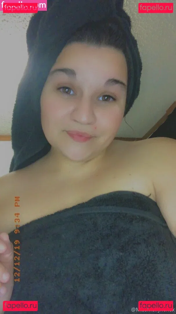 begformolly Onlyfans Photo Gallery 