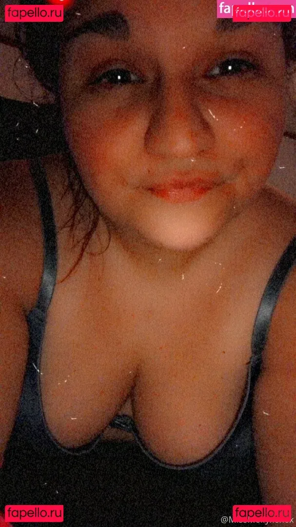 begformolly Onlyfans Photo Gallery 