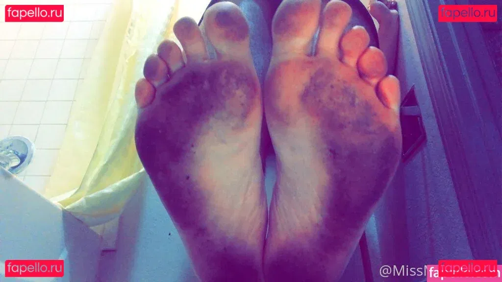 begformolly Onlyfans Photo Gallery 