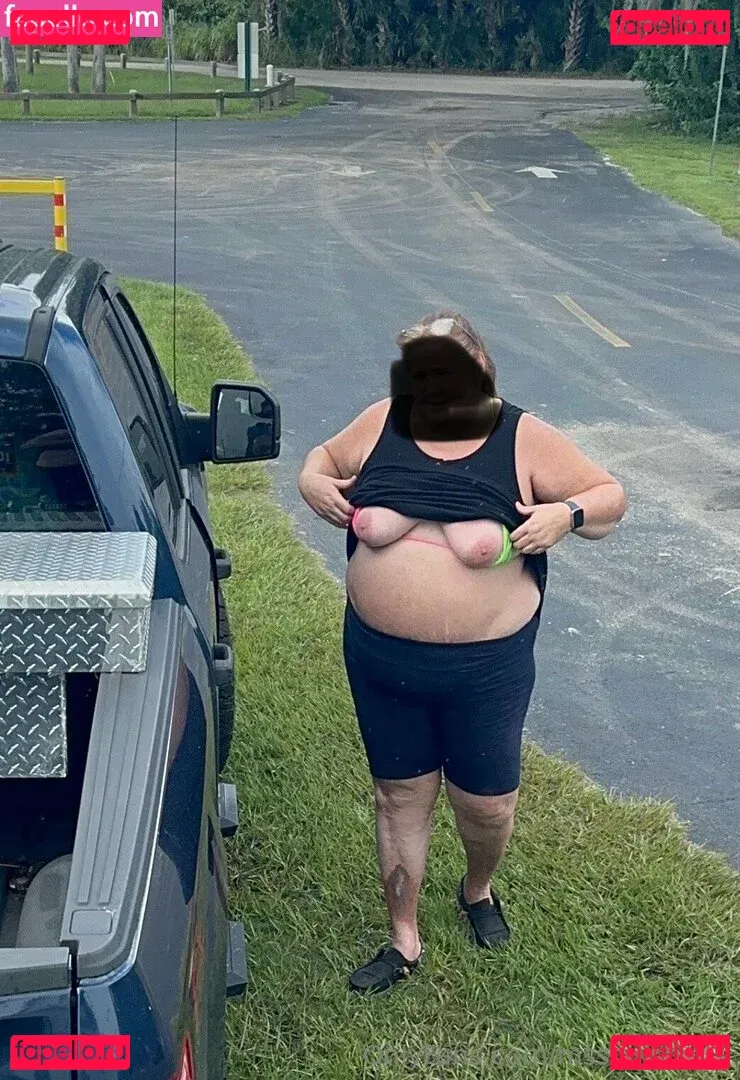 mssquishy4u Onlyfans Photo Gallery 