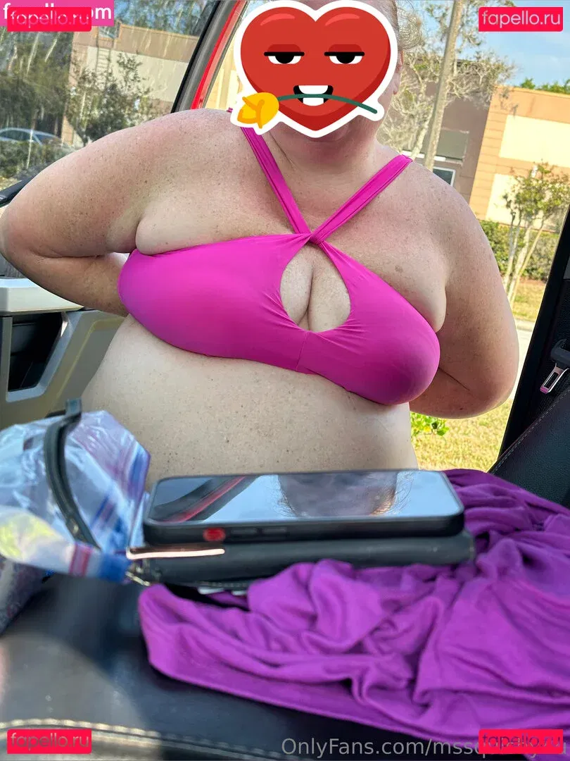 mssquishy4u Onlyfans Photo Gallery 