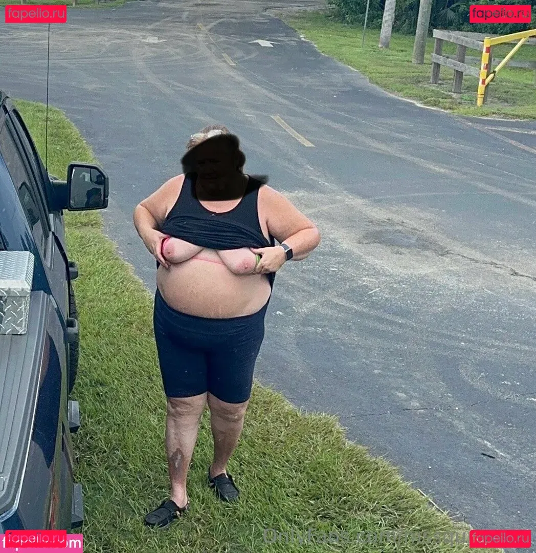 mssquishy4u Onlyfans Photo Gallery 