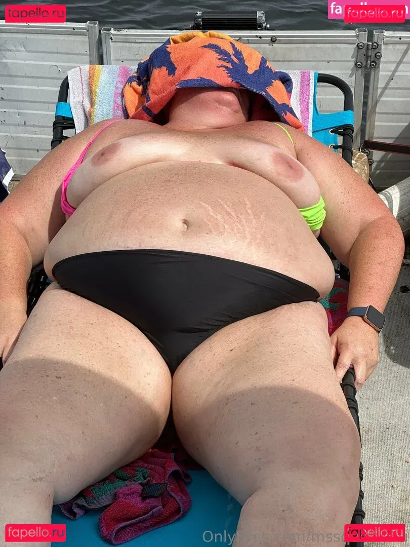 mssquishy4u Onlyfans Photo Gallery 