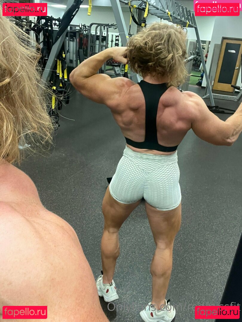 theredmissfit Nude Onlyfans Photo 9