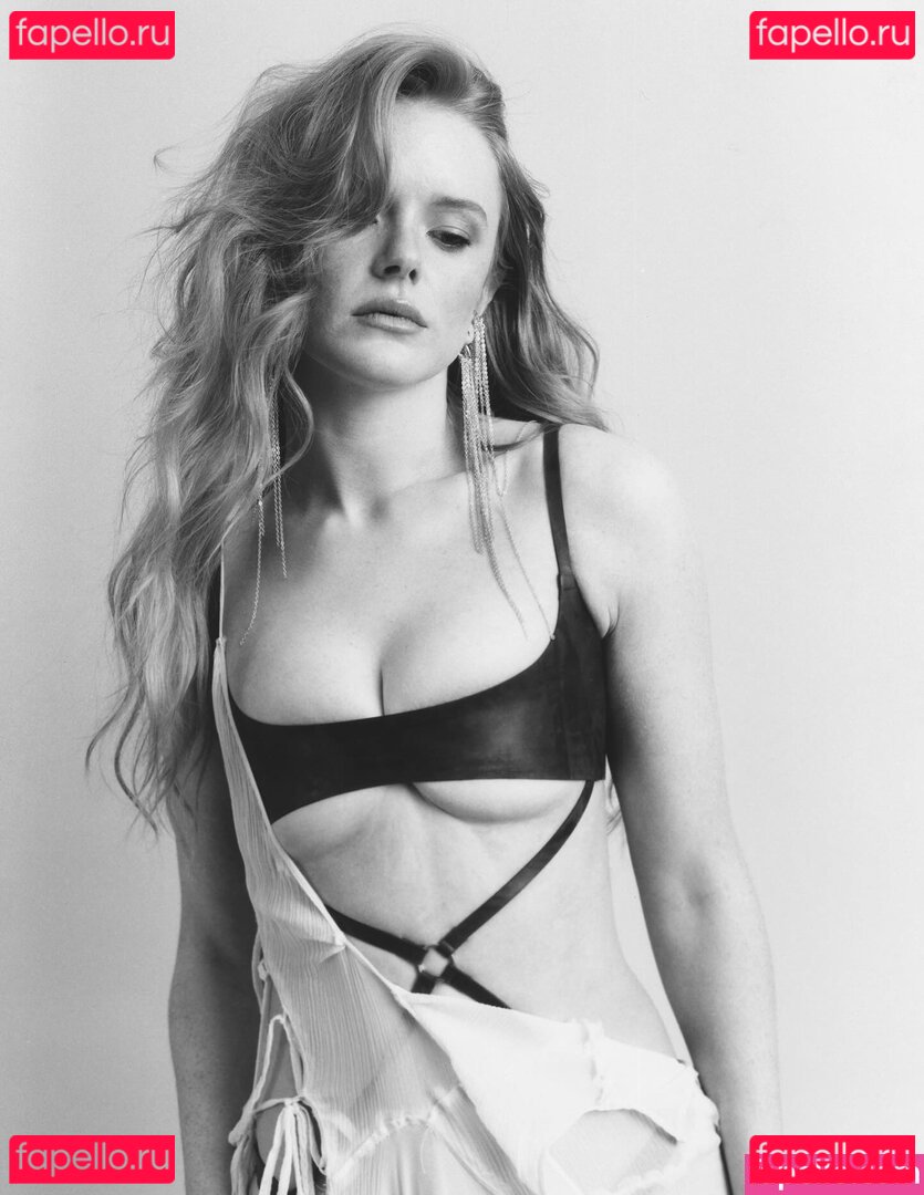 Abigail Cowen Nude Onlyfans Photo 28
