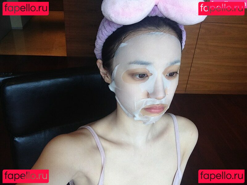 Song Yuqi Nude Onlyfans Photo 32