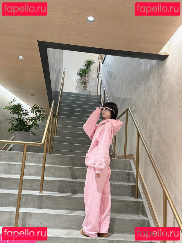Song Yuqi Nude Onlyfans Photo 24