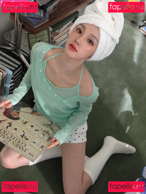 Song Yuqi Nude Onlyfans Photo 7