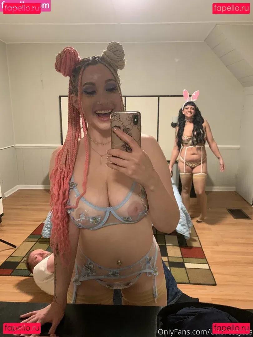 Undressjess Onlyfans Photo Gallery 