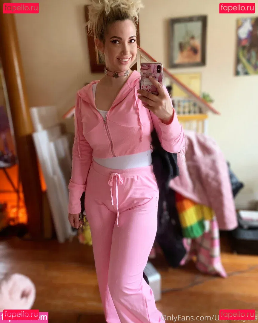 Undressjess Onlyfans Photo Gallery 