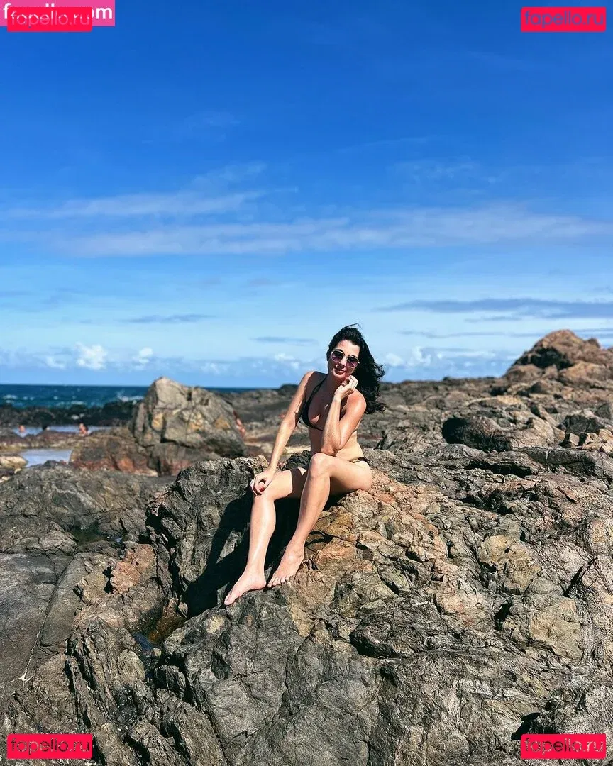 Sweet Carol AMSR Onlyfans Photo Gallery 