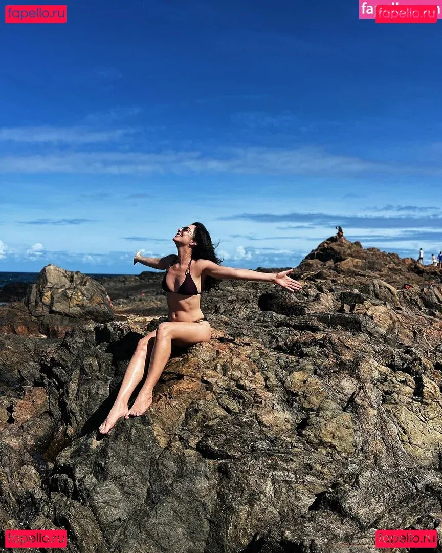 Sweet Carol AMSR Onlyfans Photo Gallery 