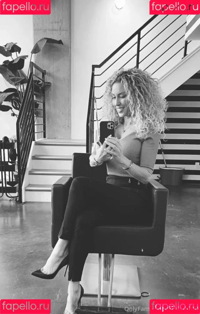 Sasha West Onlyfans Photo Gallery 