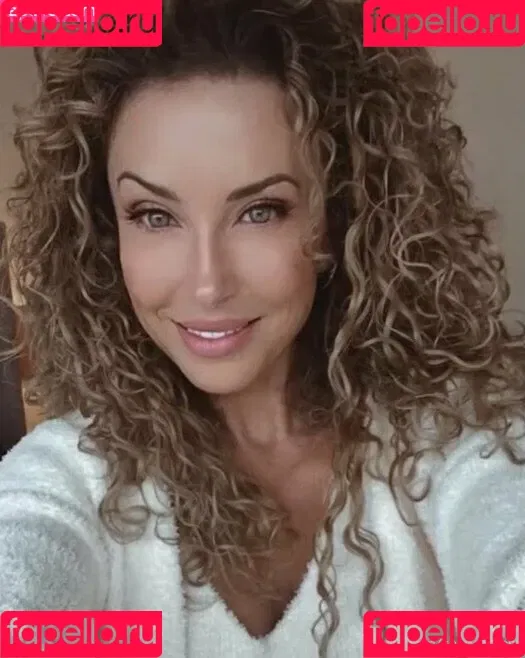 Sasha West Onlyfans Photo Gallery 