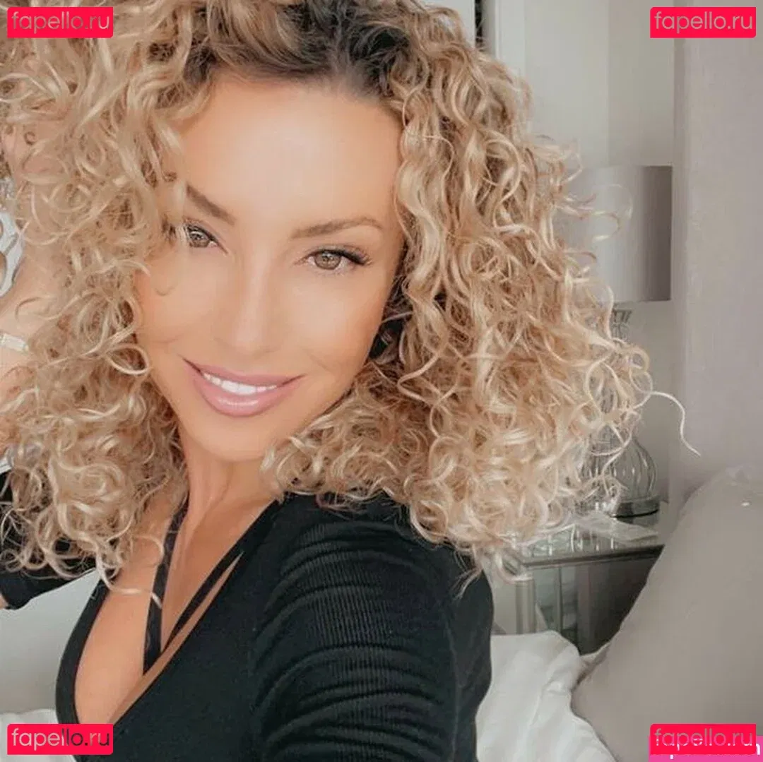 Sasha West Onlyfans Photo Gallery 