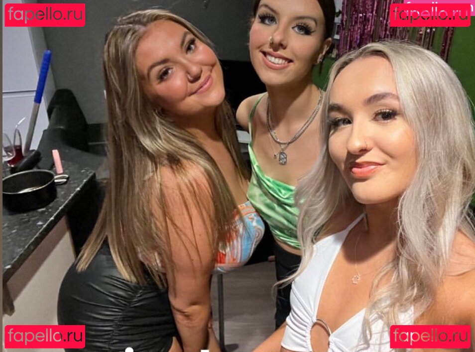 Katherine H Nude Onlyfans Photo 30