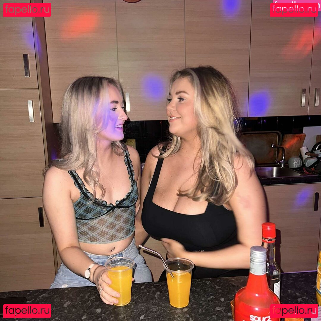 Katherine H Nude Onlyfans Photo 26