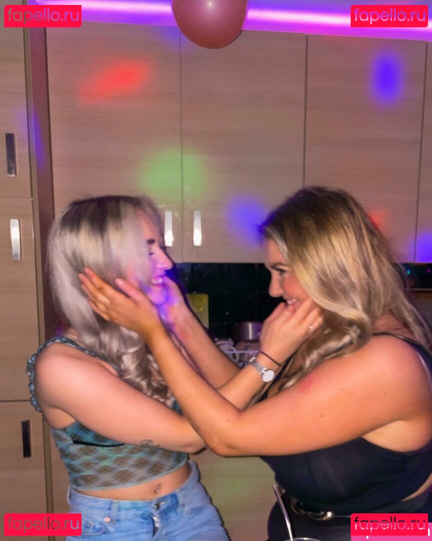 Katherine H Nude Onlyfans Photo 24