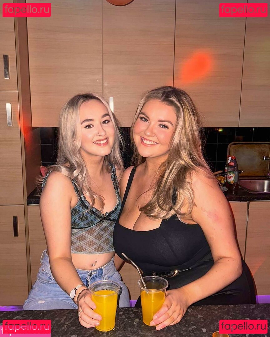 Katherine H Nude Onlyfans Photo 23
