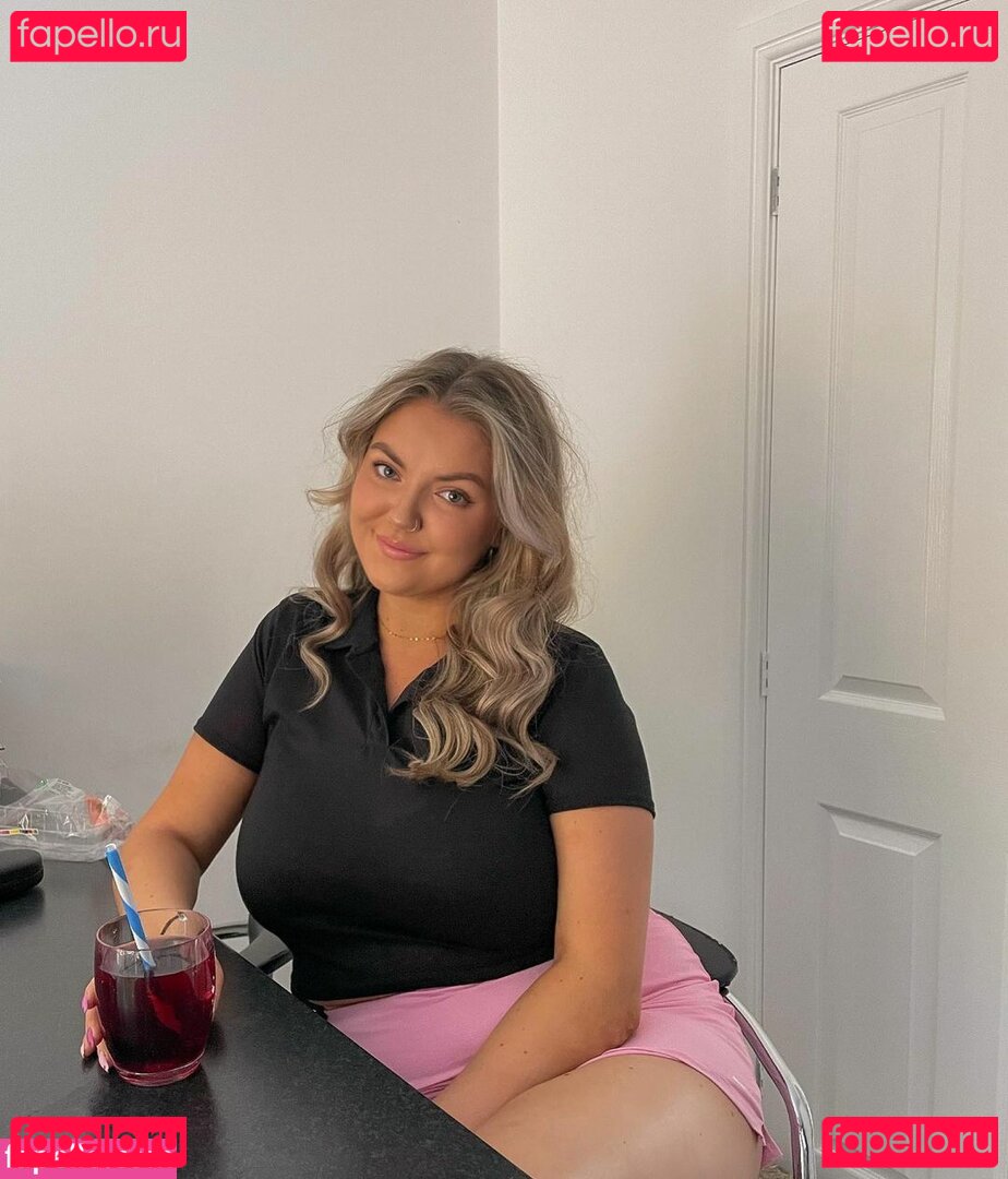 Katherine H Nude Onlyfans Photo 22