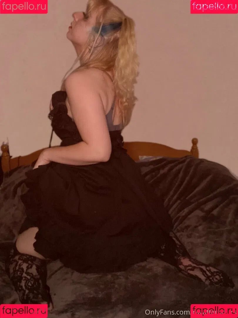 rayafterhours Onlyfans Photo Gallery 