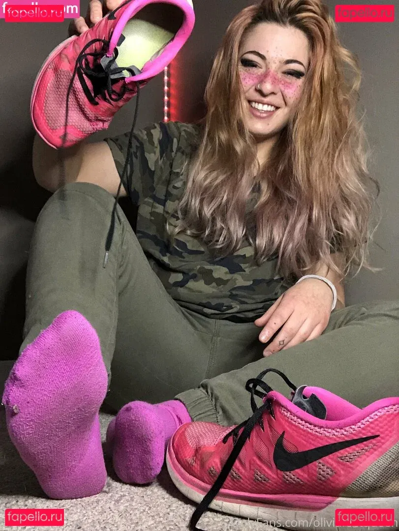 oliviafeetqueen Onlyfans Photo Gallery 