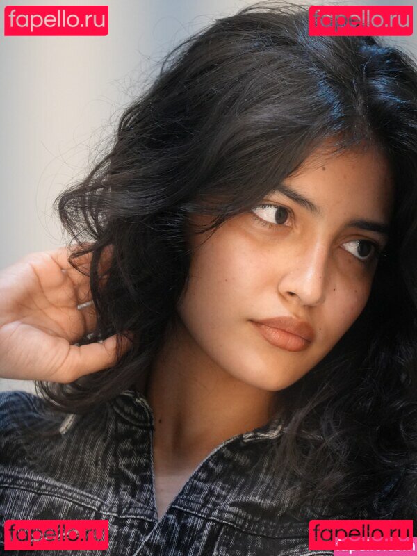 Niharika Nude Onlyfans Photo 31