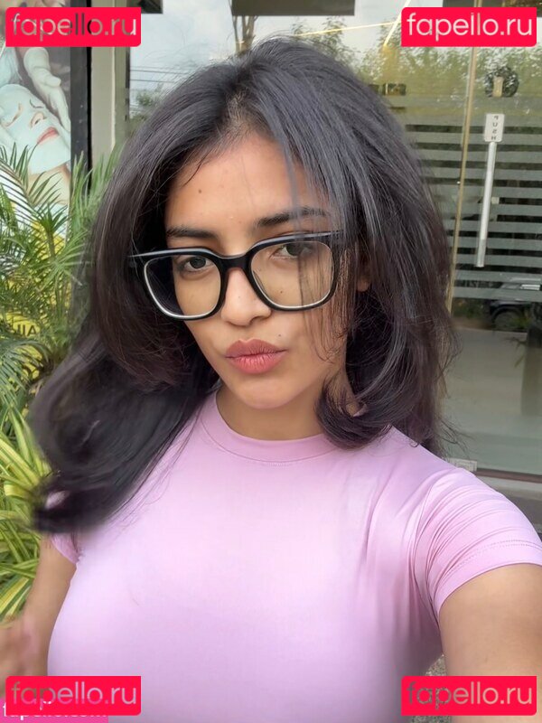 Niharika Nude Onlyfans Photo 15