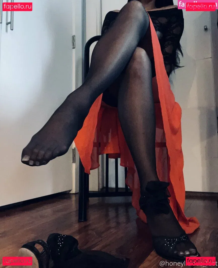 simone_honeylicious Onlyfans Photo Gallery 